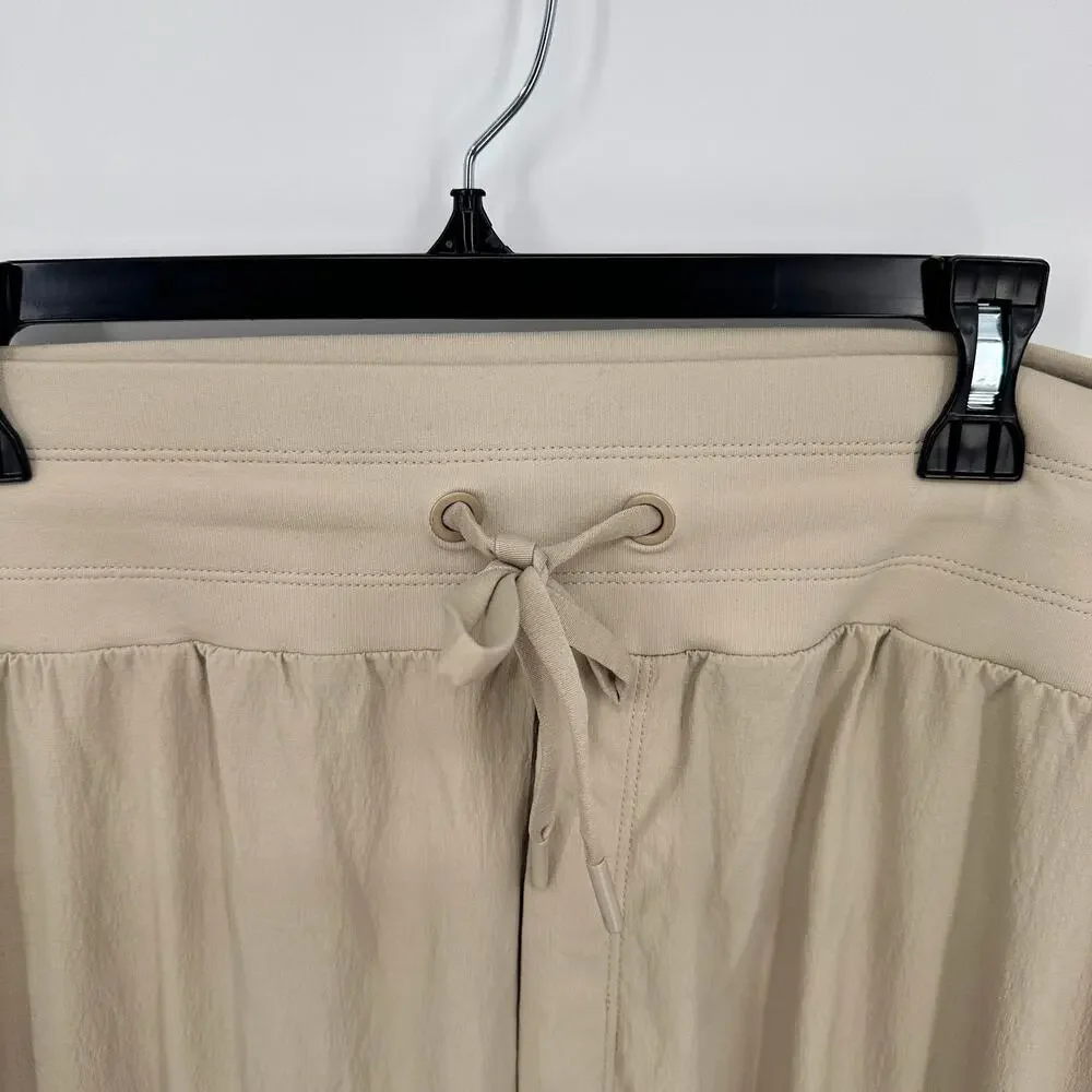 ATHLETA NWT Trekkie North Jogger in Khaki // 26 - Picture 4 of 8